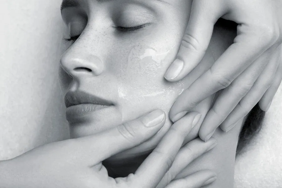 Hydra Hyaluronic Acid⁴ – I ME MINE Ästhetik Düsseldorf
