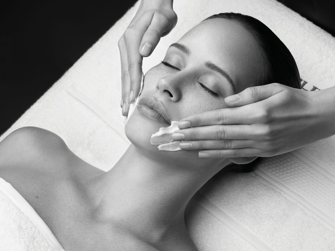 HydraFacial Düsseldorf – I ME MINE Behandlungsraum